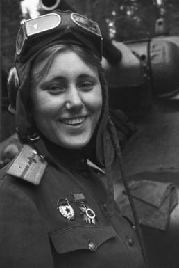 Aleksandra_Samusenko%2C_1943.jpg