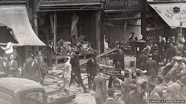 _76745597_coventrybombing3.jpg