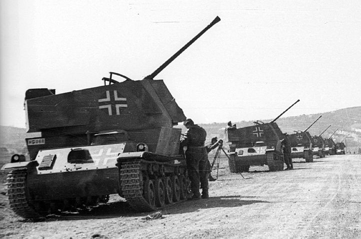 Nimrod_Battery_close.jpg