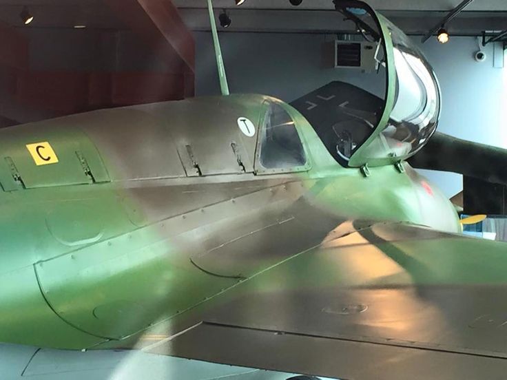 eb620123e075ce4cccb36f3e52e08f0b--komet-delta-wing.jpg