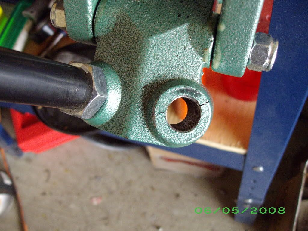 Press008.jpg
