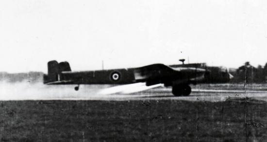 Armstrong_Whitworth_Whitley-with-rockets.jpg