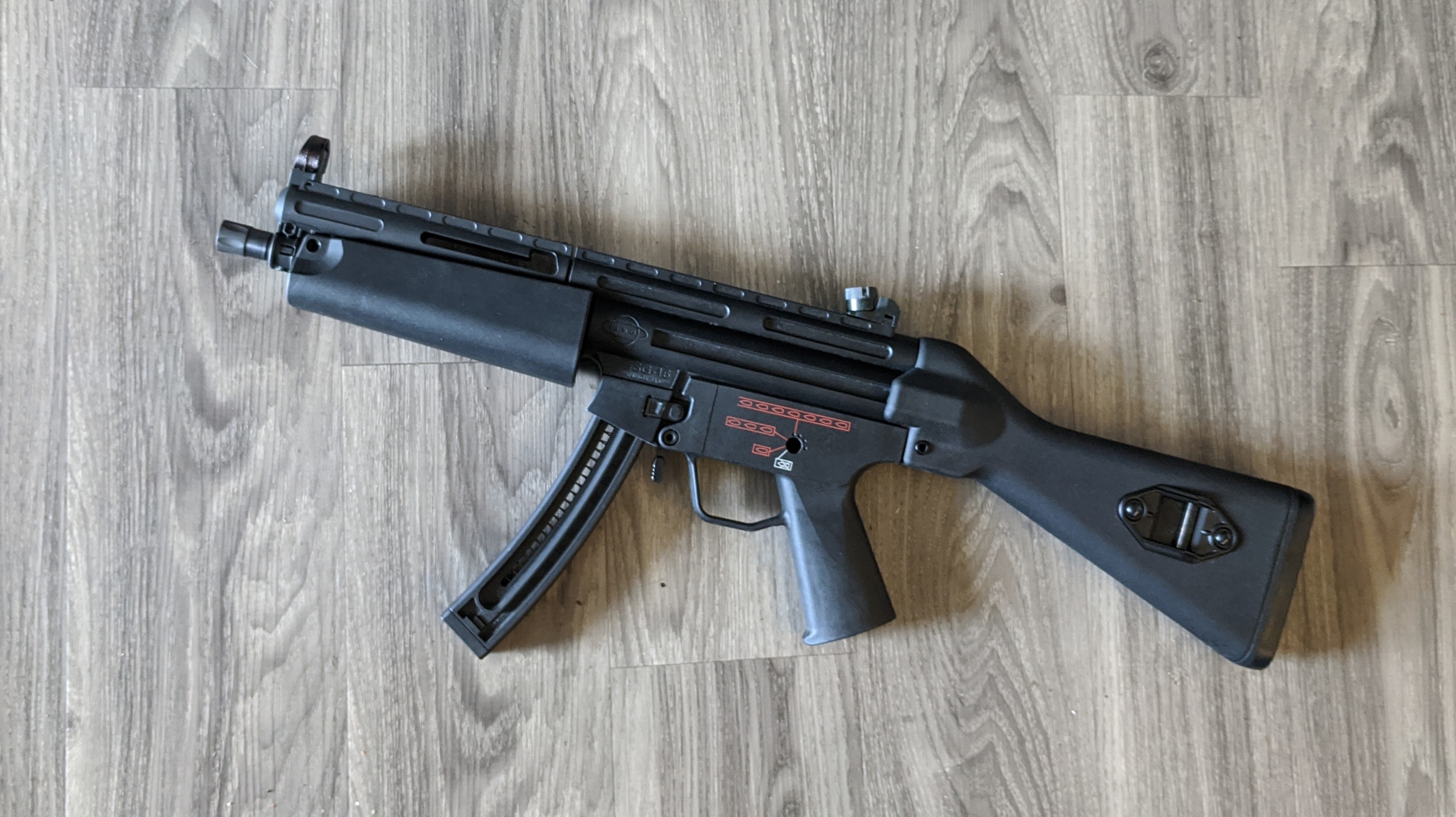 nBS718r.jpg