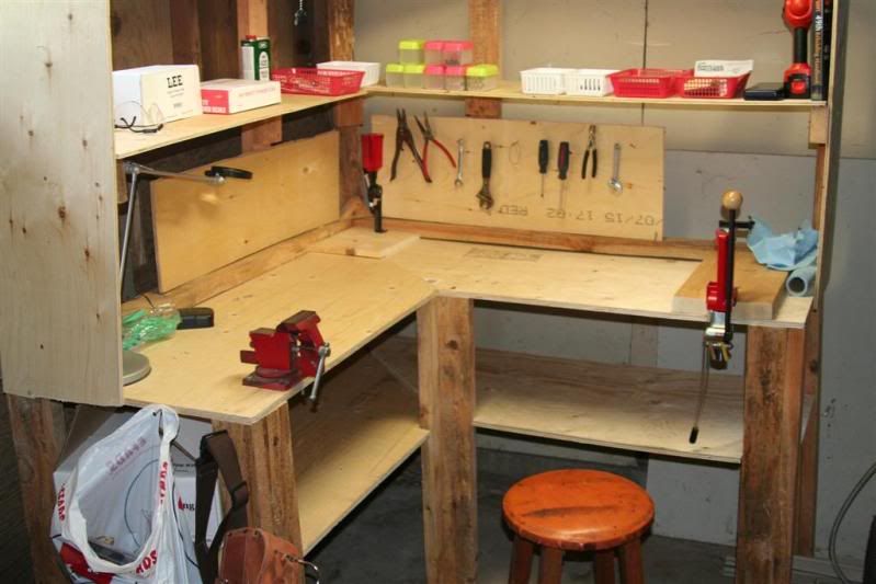 ReloadingBench002Large.jpg