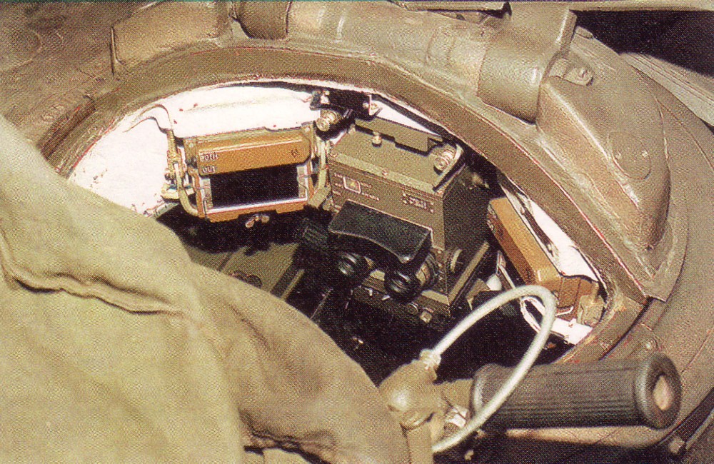 PT-91_Twardy_NTW_5_93_5.jpg