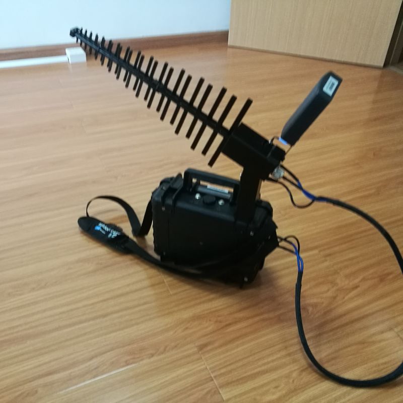 pl22403767-10w_anti_drone_jammer_drone_jamming_device_1km_long_jamming_distance.jpg